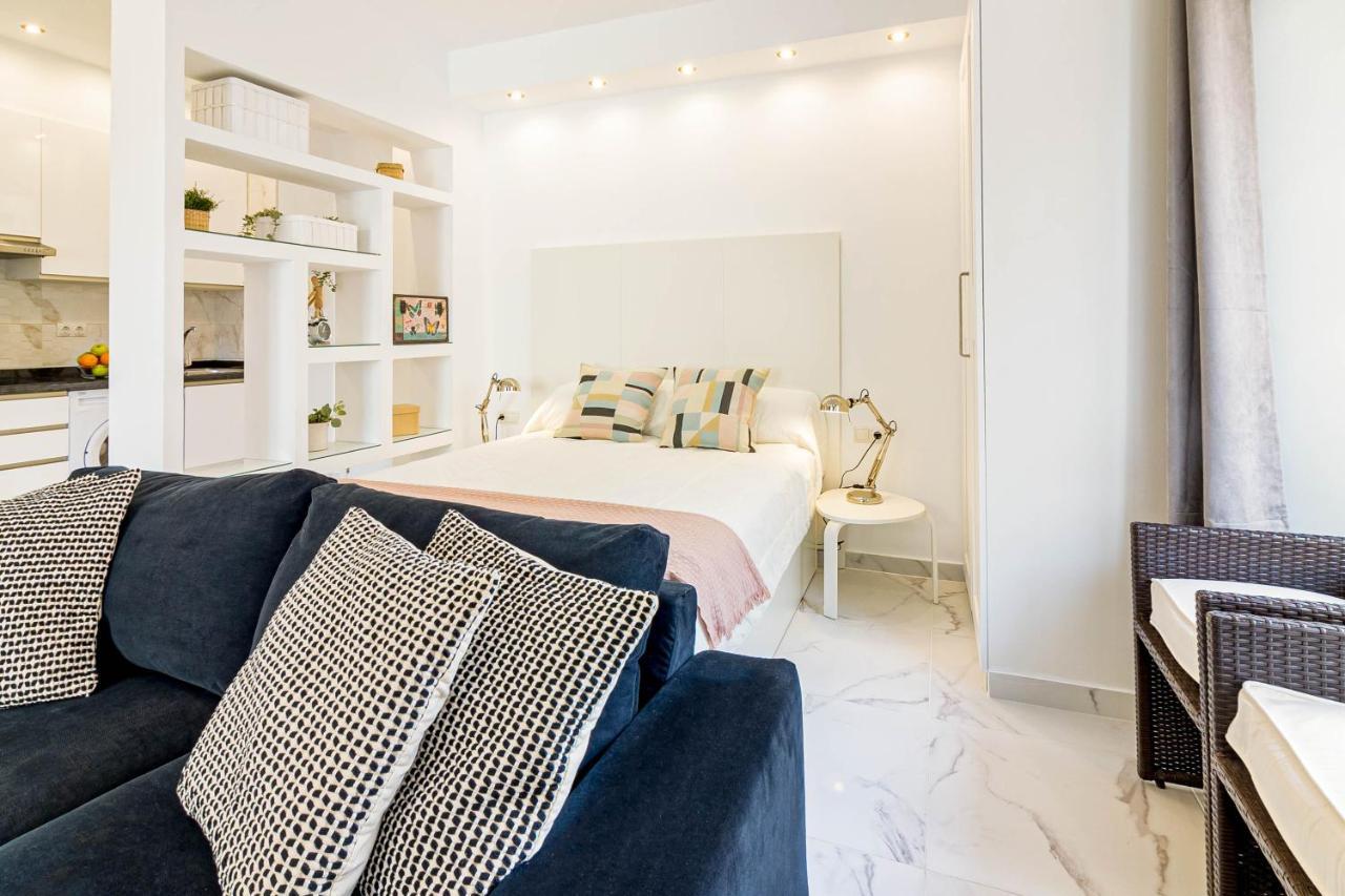 Arriola Apartamento Con Terraza Freshapartments Malaga Bagian luar foto